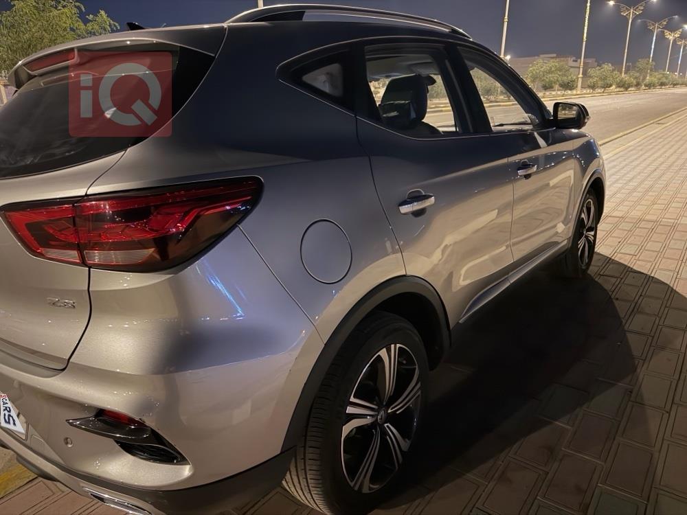 ام جي ZS
